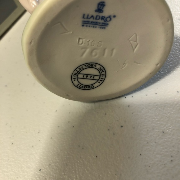 Lladro, porcelain figurine, summer Stroll - Picture 5 of 6